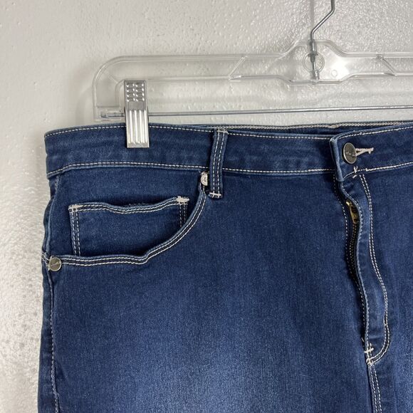 Extreme Jean Shorts Women 40 - 2X Blue Denim Stretch Casual Bottoms - Picture 7 of 10